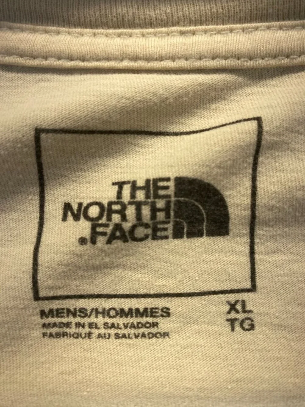 The North Face Men’s Graphic T-shirt  Beige  Cotton Blend  Size XL. LOGO